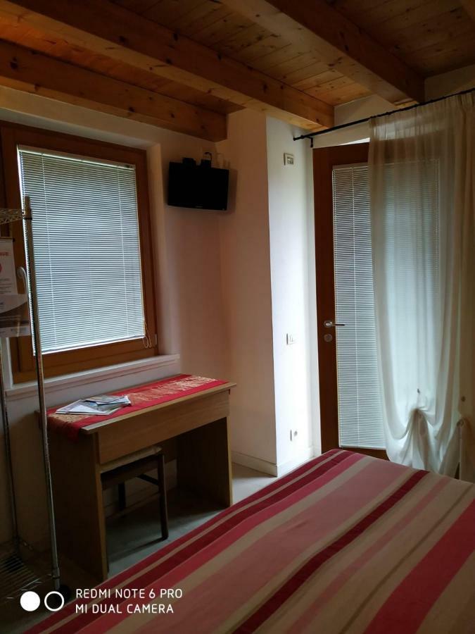 Agriturismo Il Girasole Φέλτρε Εξωτερικό φωτογραφία